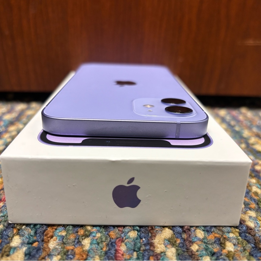 iPhone 12 Purple 64GB (Model MJN13LL/A) Verizon unlocked Great Condition - Picture 5 of 13